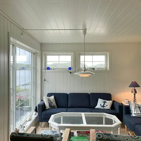 Modern Captain's House On Beautiful Skatoy